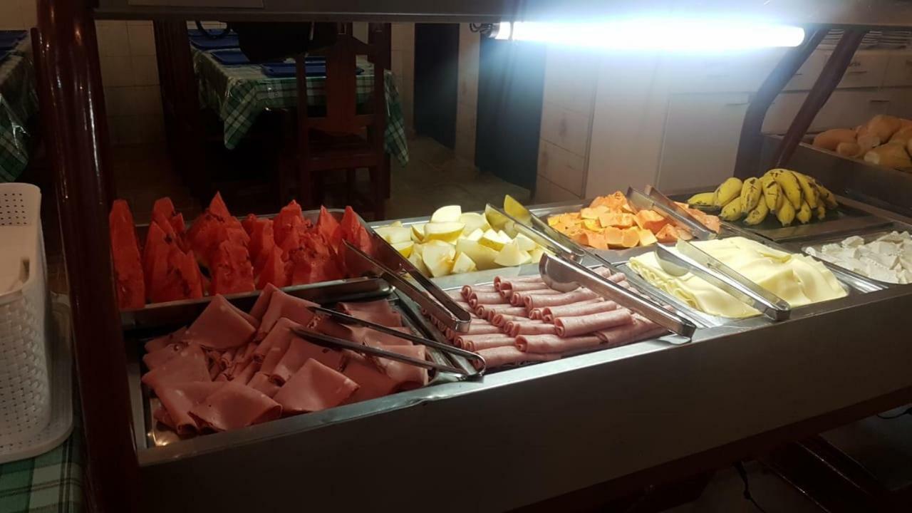 Hotel Ferreira Aparecida  Esterno foto